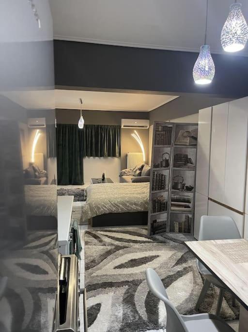 Central Modern Apartment Volos Eksteriør bilde